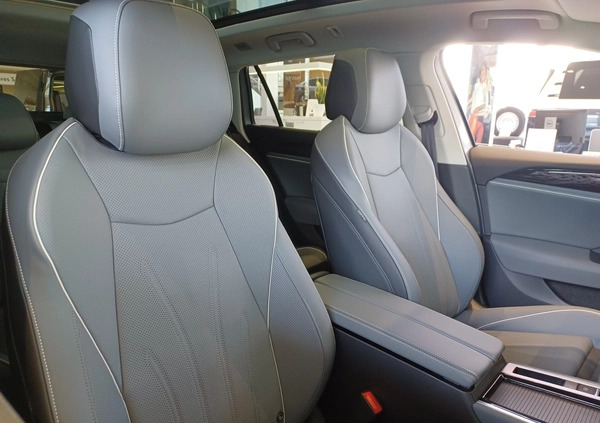 Volkswagen Passat cena 211900 przebieg: 1, rok produkcji 2024 z Kraków małe 154